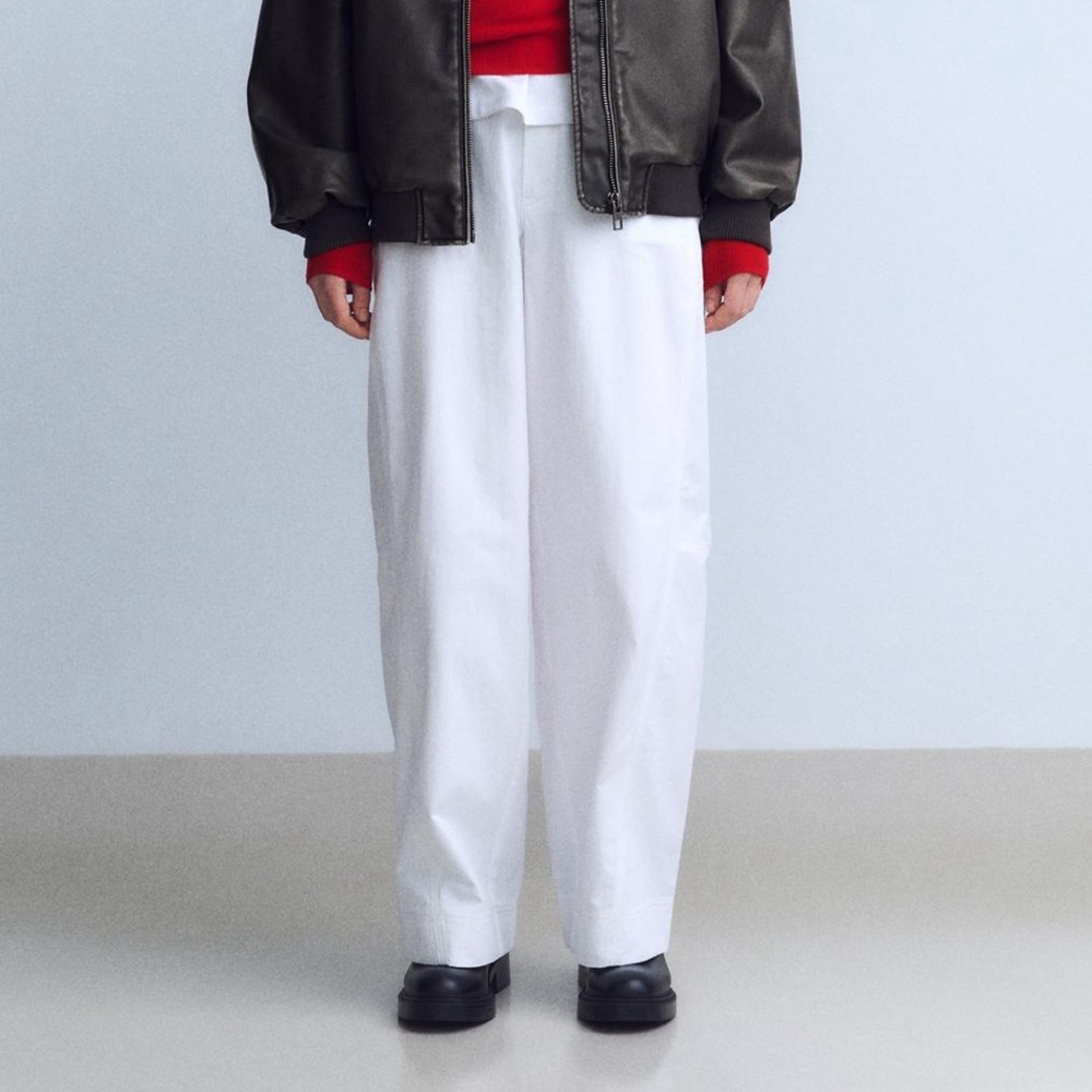 White Barrel Style Wide-Leg Pants